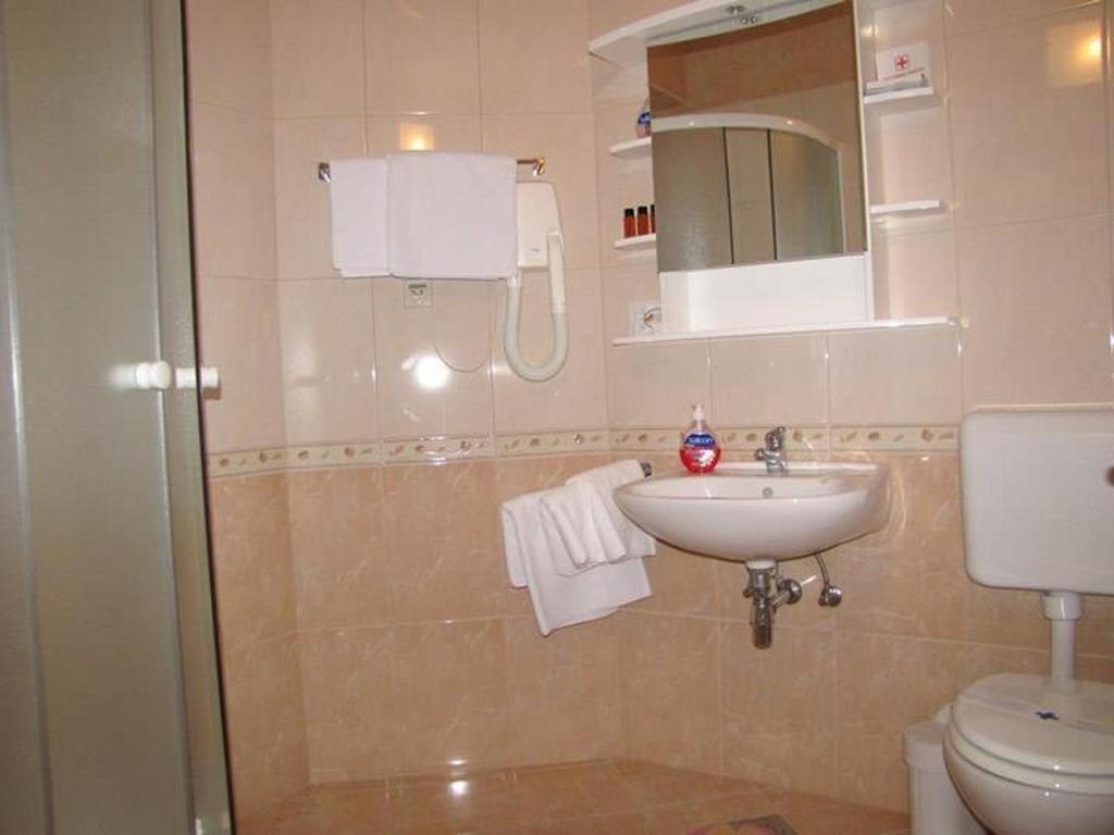 Family Friendly Apartments With A Swimming Pool Nevidjane, Pasman - 18054 Nevidane Экстерьер фото