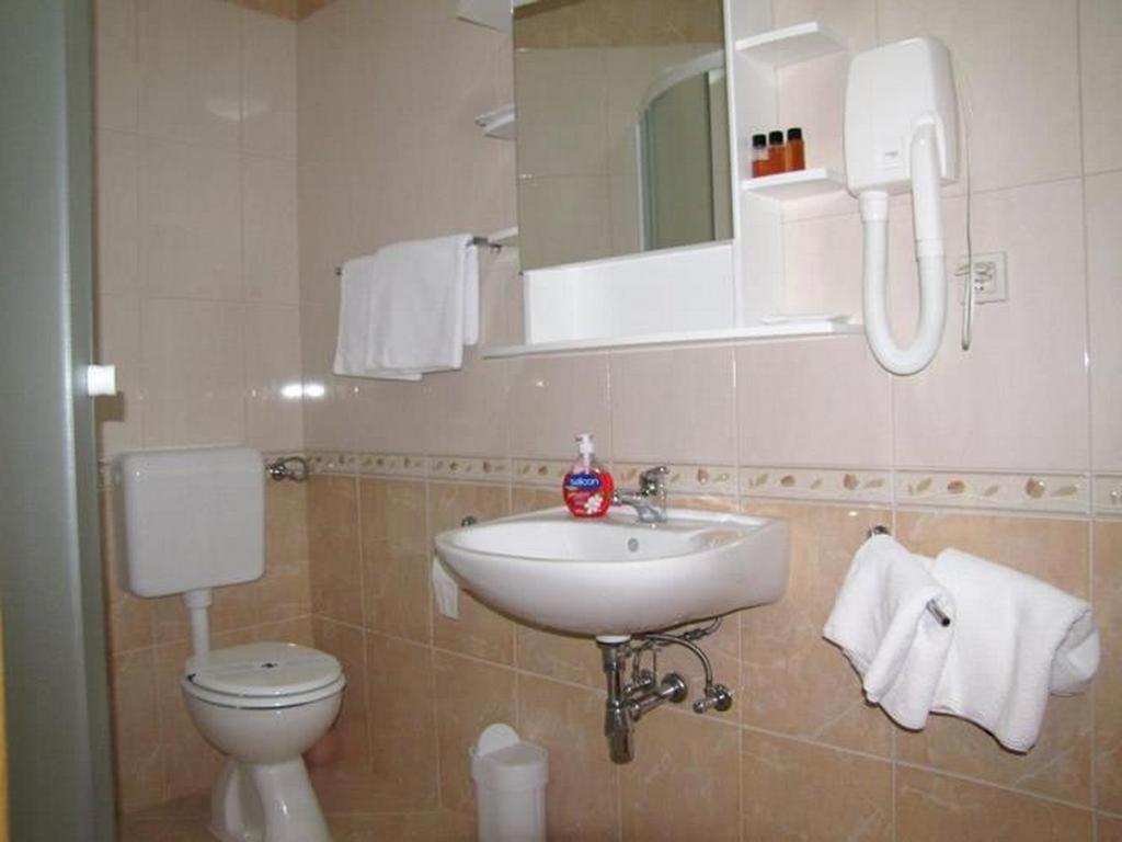 Family Friendly Apartments With A Swimming Pool Nevidjane, Pasman - 18054 Nevidane Экстерьер фото