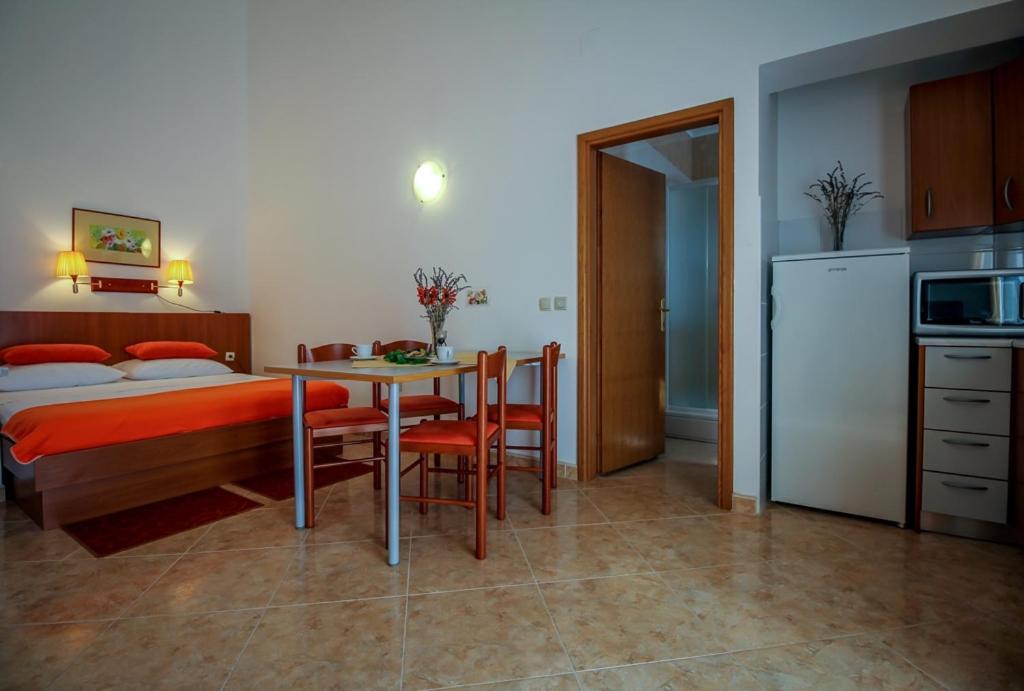 Family Friendly Apartments With A Swimming Pool Nevidjane, Pasman - 18054 Nevidane Экстерьер фото