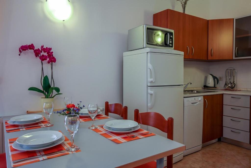 Family Friendly Apartments With A Swimming Pool Nevidjane, Pasman - 18054 Nevidane Экстерьер фото
